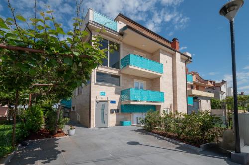 Luxury Apartments Vili — 4-Star Luxury Hotel in Umag, Croatia
