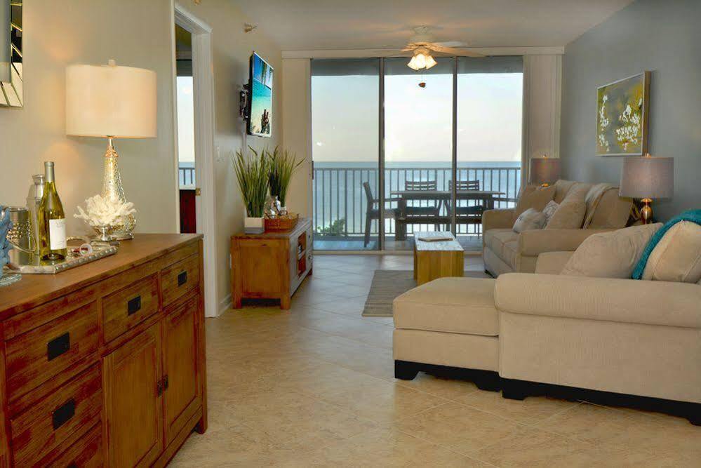 104 Hamilton House — 4-Star Luxury Hotel in Indian Rocks Beach, United States