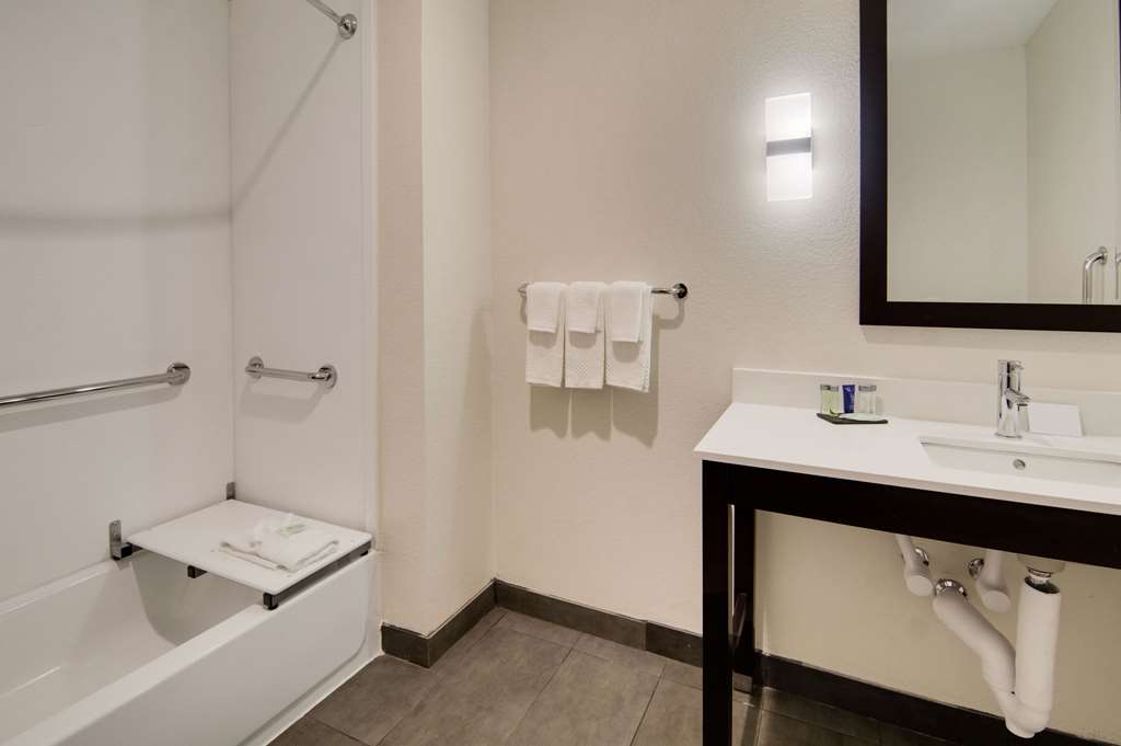 MainStay Suites Dallas Northwest Irving - photo 26