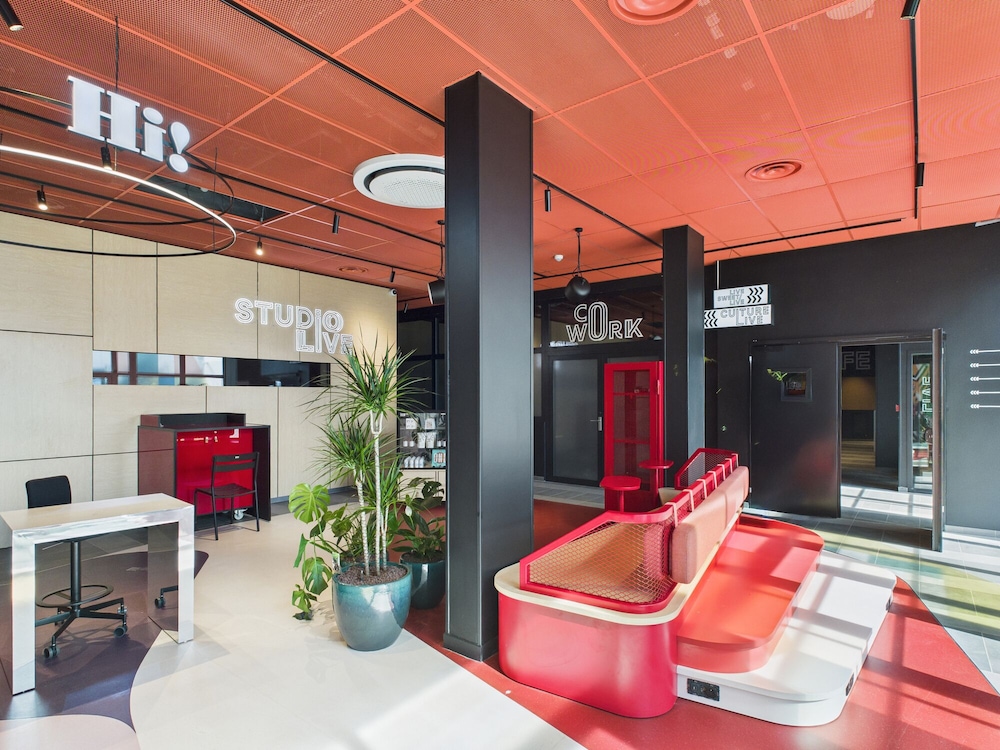 Hife Vélizy in Velizy-Villacoublay, France