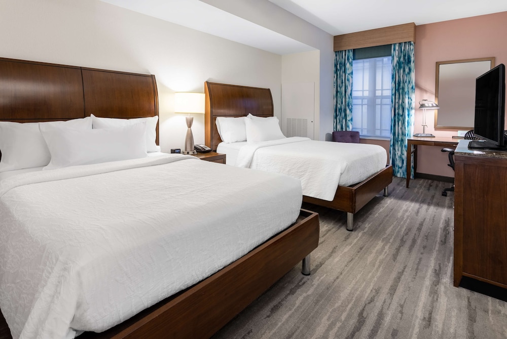 Hilton Garden Inn Roanoke - photo 11