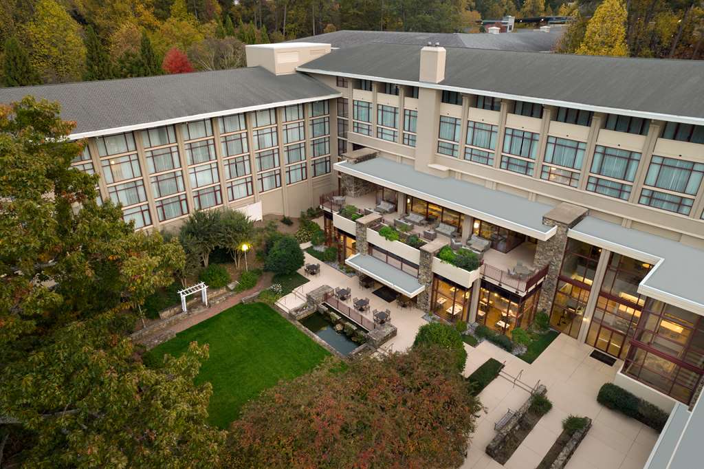 Emory Conference Center Hotel - photo 2