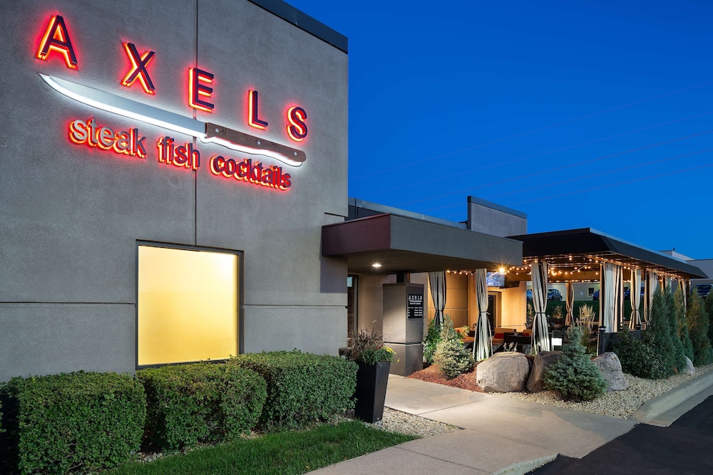 DoubleTree by Hilton Roseville Minneapolis - photo 39