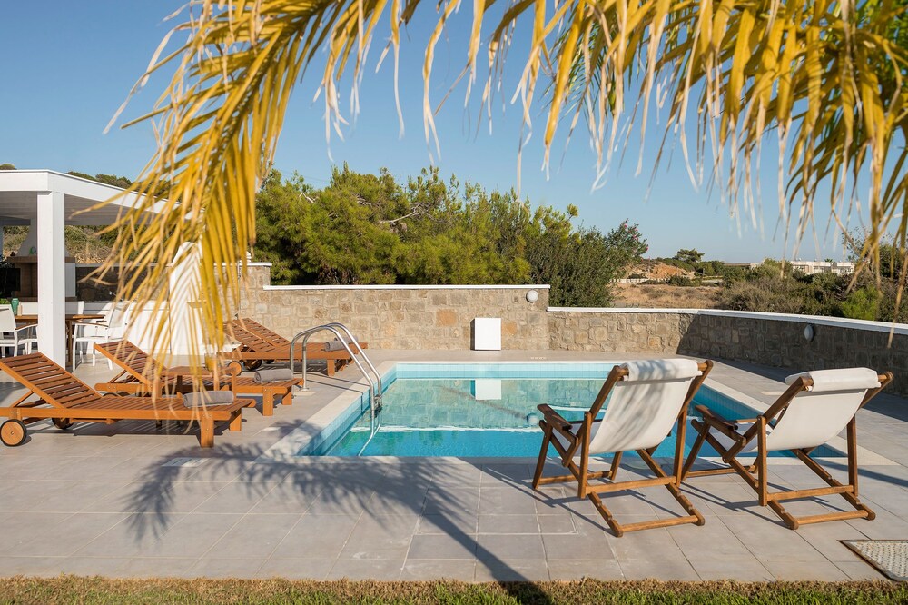 Villa Sea La Vie — 4-Star Luxury Hotel in Rodos, Greece