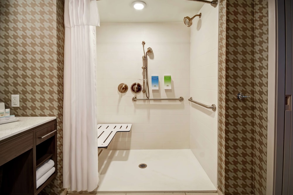 Home2 Suites by Hilton Gilbert - photo 19