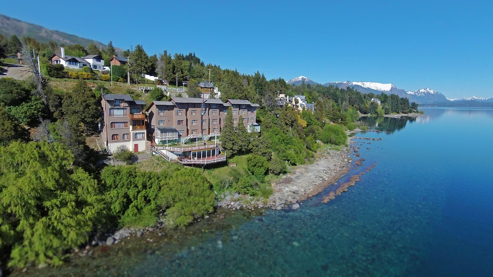 Las Gaviotas — 4-Star Luxury Hotel in San Carlos De Bariloche, Argentina