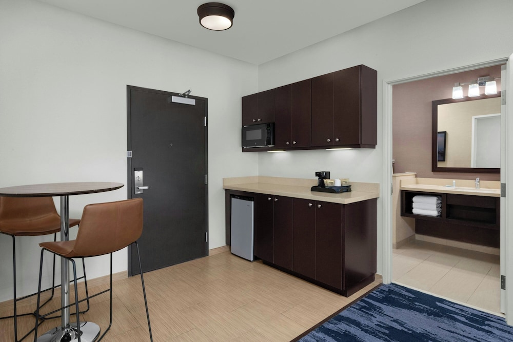 Fairfield Inn & Suites Riverside Corona Norco - photo 17