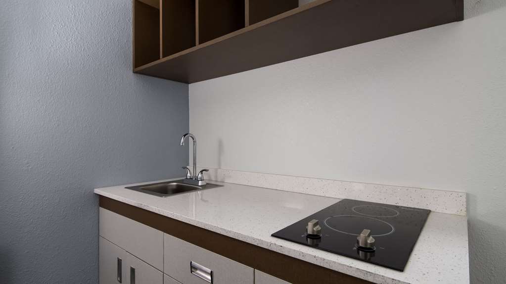 Suburban Studios Portage IN - photo 10