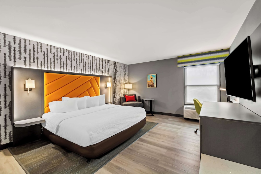 Hampton Inn Lexington Georgetown - photo 11