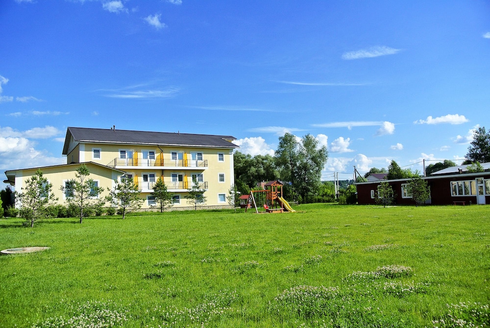 Gallery Art Hotel in Tarusa, Russia