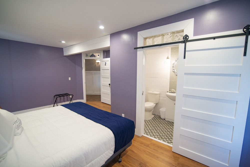 The Historic Hygge Hotel - photo 6