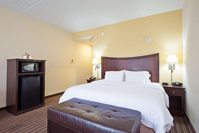 Hampton Inn by Hilton Gainesville Haymarket - photo 16