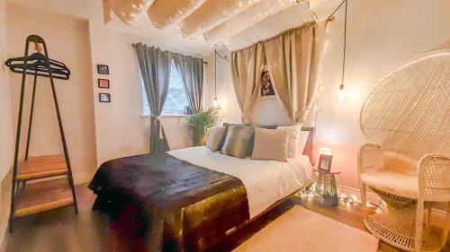 Stunning 2 bedrooms apartment — 4-Star Luxury Hotel in London, United Kingdom