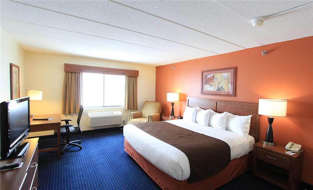AmericInn by Wyndham Cedar Rapids Airport - photo 19
