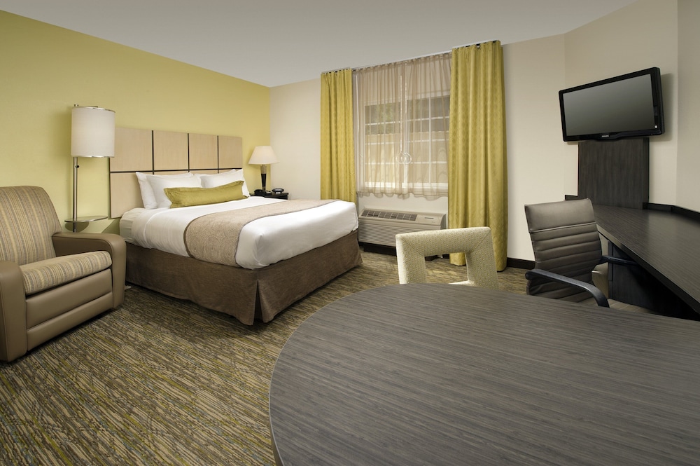 Candlewood Suites Richmond South by IHG - photo 7