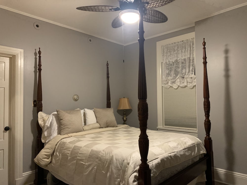 Susquehanna Manor Inn - photo 9