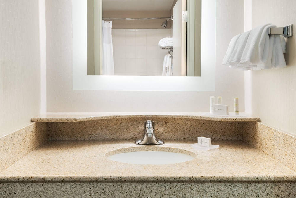 SpringHill Suites by Marriott Cleveland Solon - photo 15