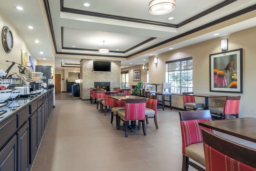 Comfort Inn & Suites Glenpool - photo 46