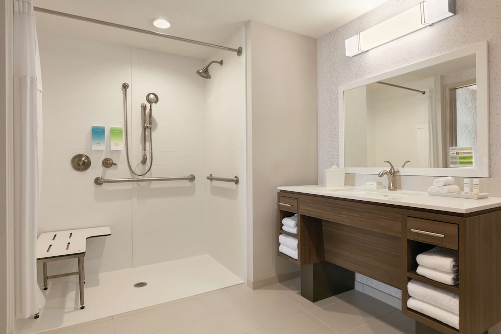 Home2 Suites by Hilton Williamsville Buffalo Airport - photo 24