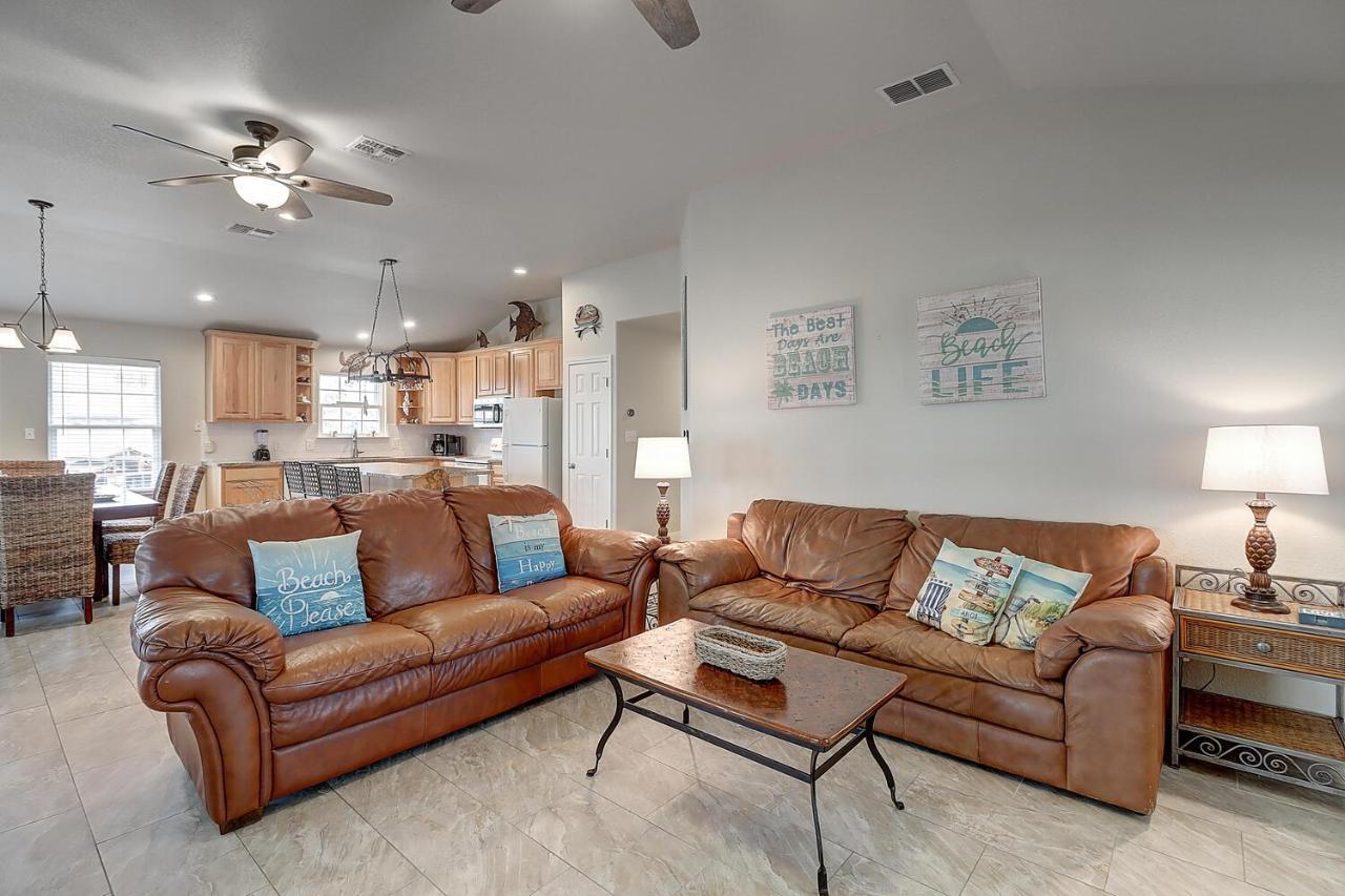Ohana Getaway PC613 Pet Friendly — 4-Star Luxury Hotel in Port Aransas, United States