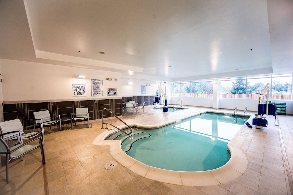 SpringHill Suites Lumberton - photo 16