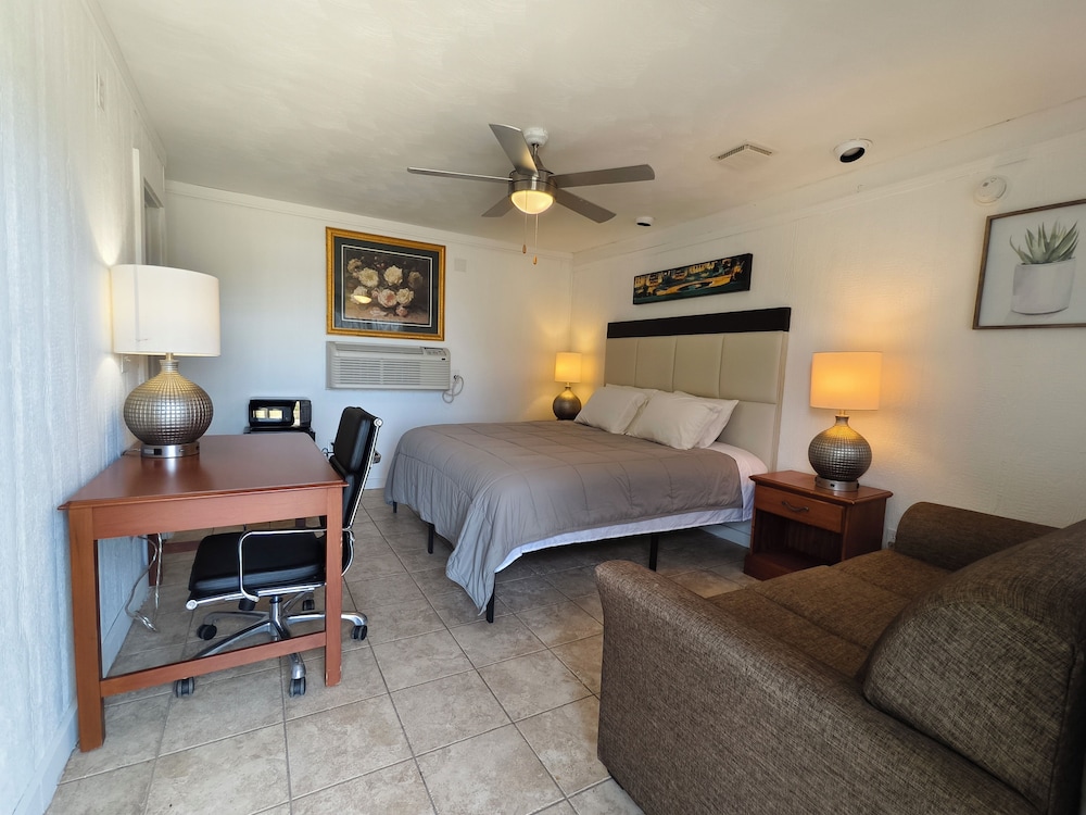 Lake Hudson Inn - photo 9