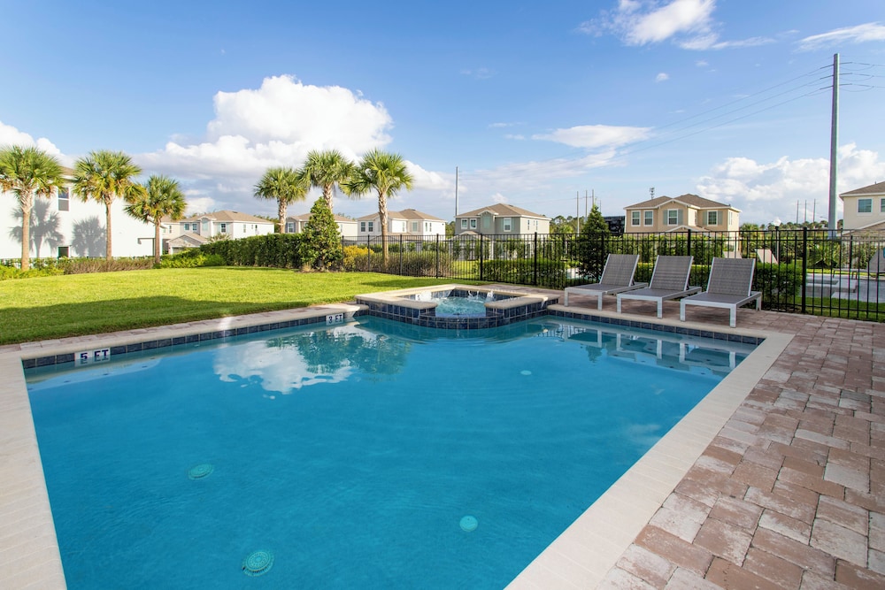 Luxurious 5Bd Single Family w Pool Jacuzzi Encore Resort 7432 - photo 37