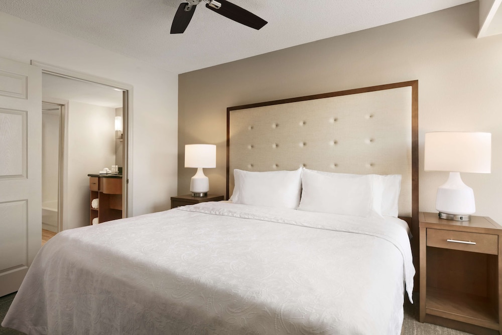 Homewood Suites by Hilton Greensboro - photo 12