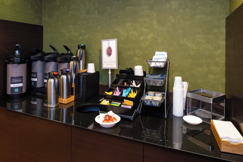 Fairfield Inn & Suites Cedar Rapids - photo 47