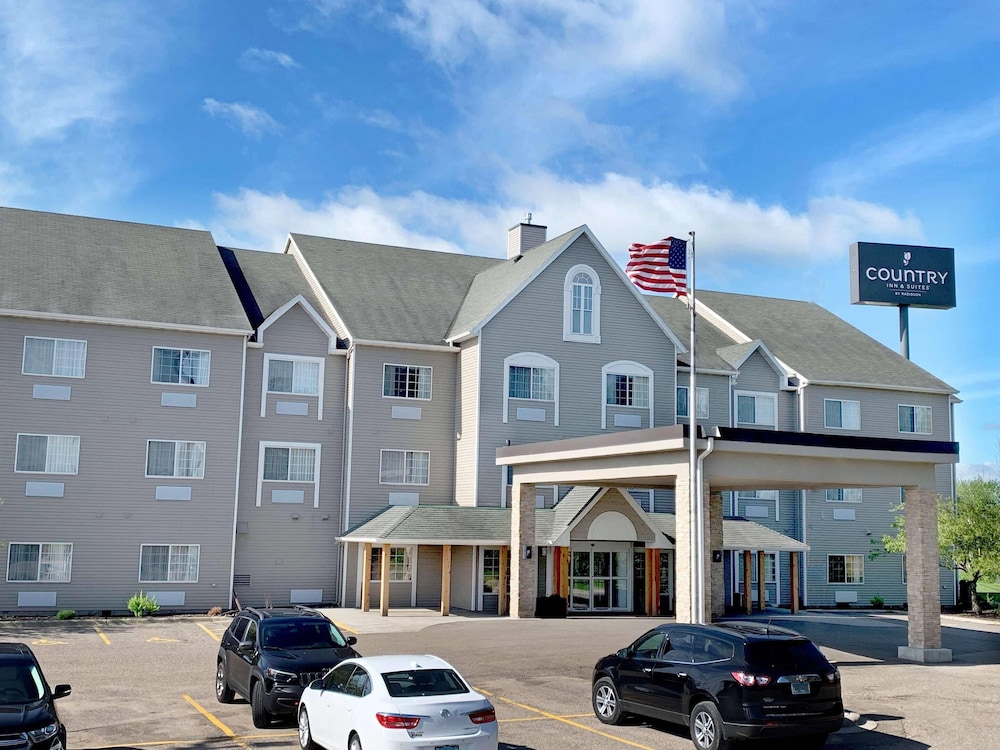 Country Inn & Suites by Radisson Owatonna MN — hotel in Owatonna