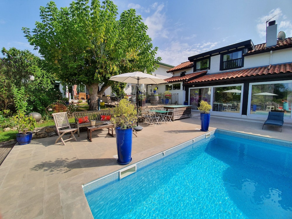 Domaine De Millox — 4-Star Luxury Hotel in Biarritz, France