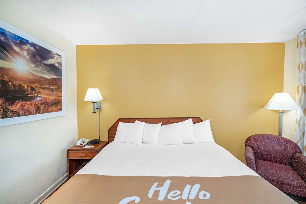 Days Inn by Wyndham Clarksville TN - photo 29