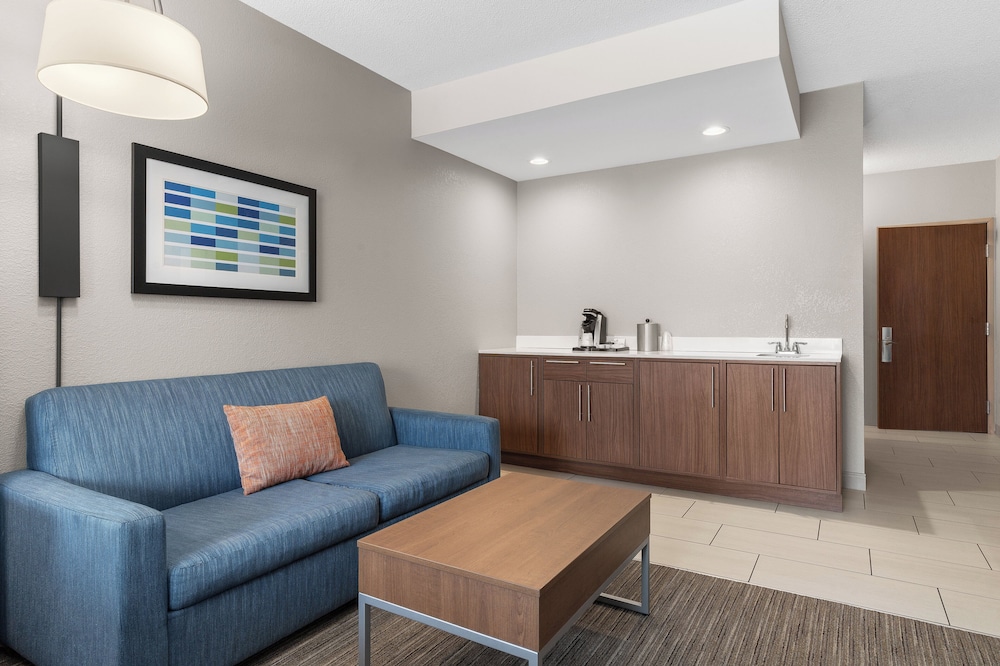 Holiday Inn Express Coralville by IHG - photo 26