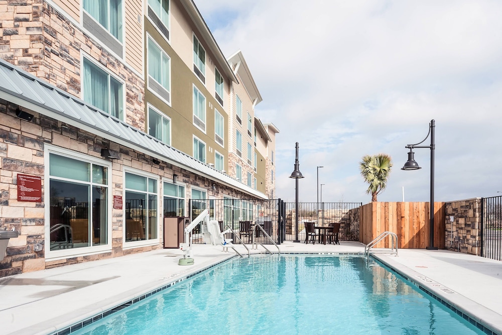 TownePlace Suites by Marriott Austin Parmer Tech Ridge - photo 23