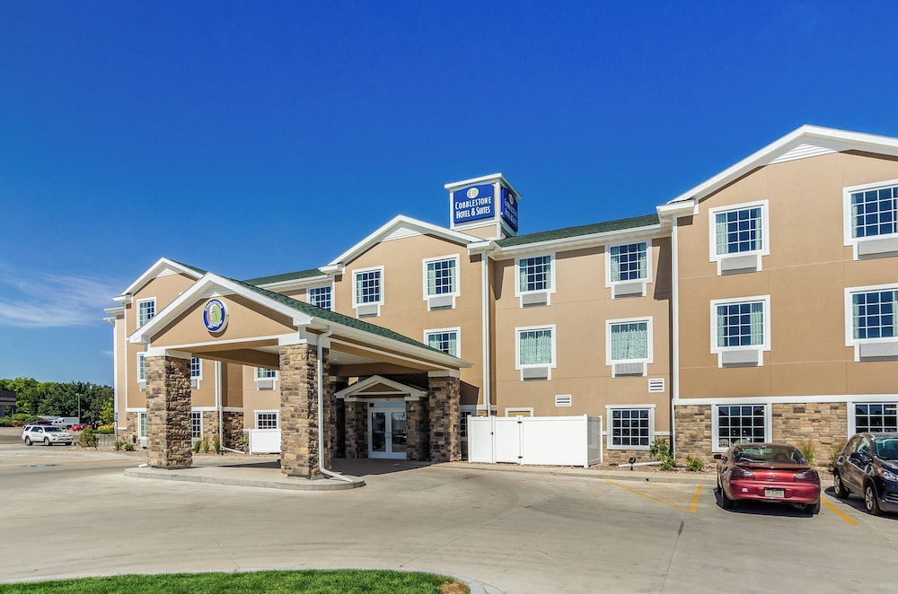 Cobblestone Hotel & Suites Gering Scottsbluff — hotel in Gering