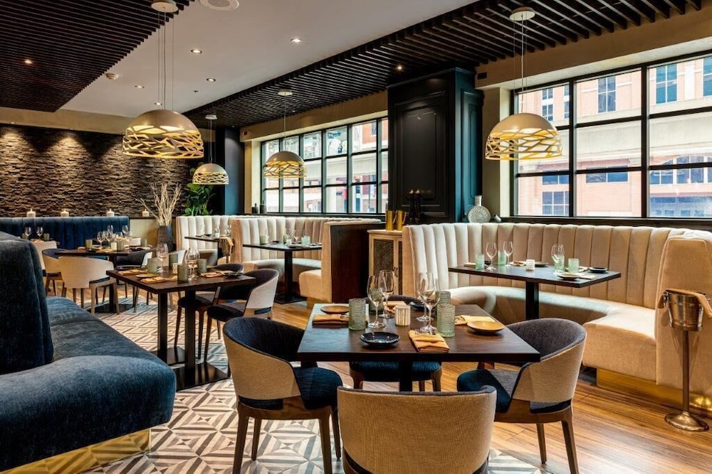 Atheneum Suite Hotel - photo 13