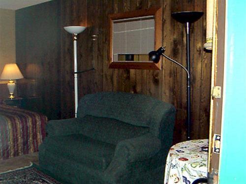 Shooting Star Motel - photo 6