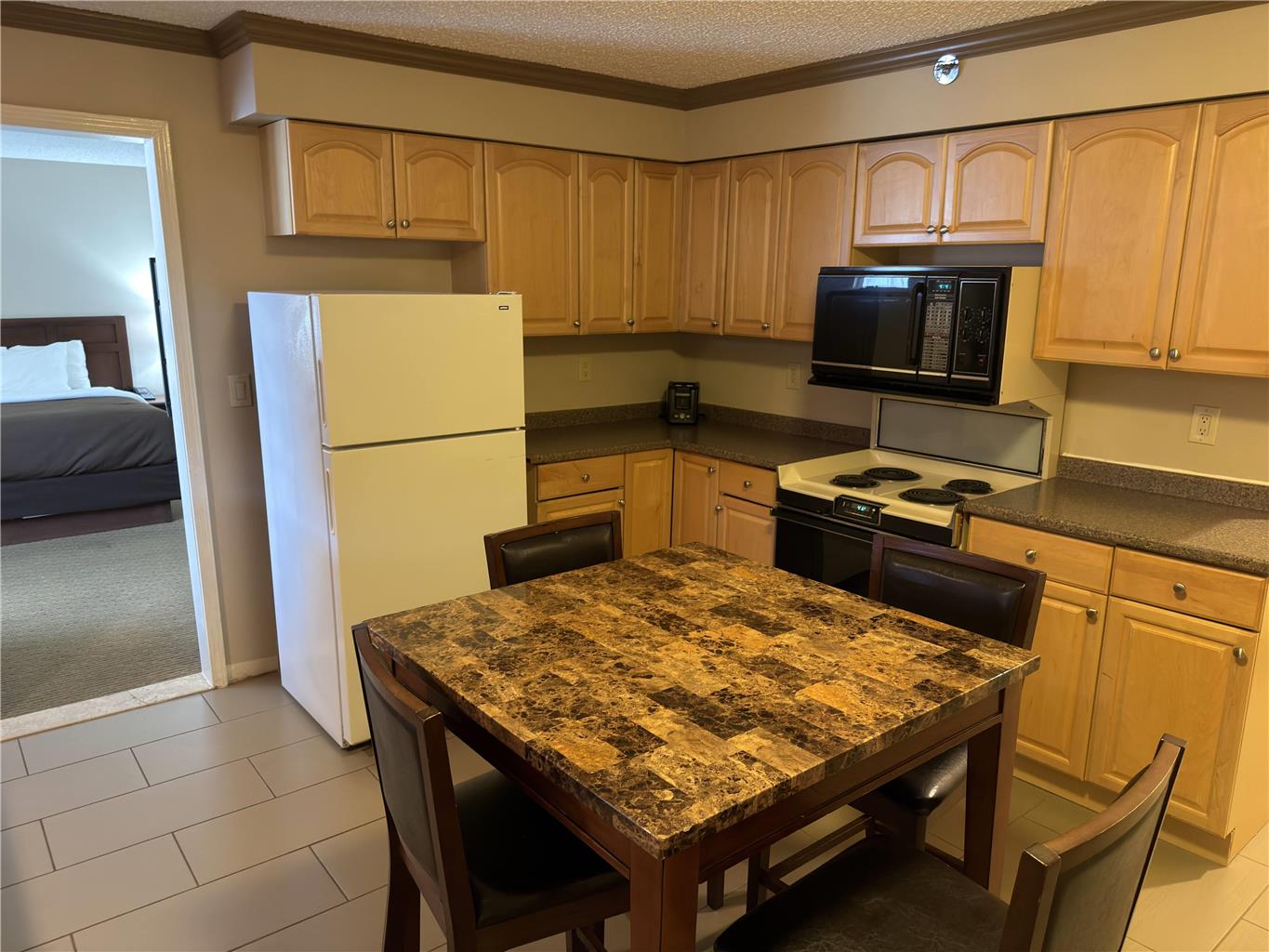 Wingate by Wyndham Utica - photo 21