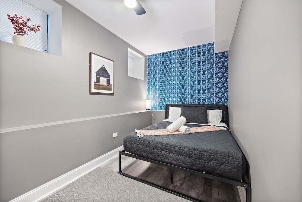 Wrigleyville Suites - photo 14
