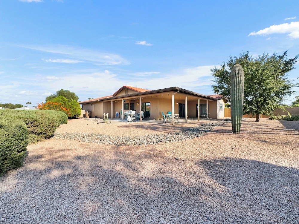 Truro Sun Lakes - carbon neutral hotel in Chandler