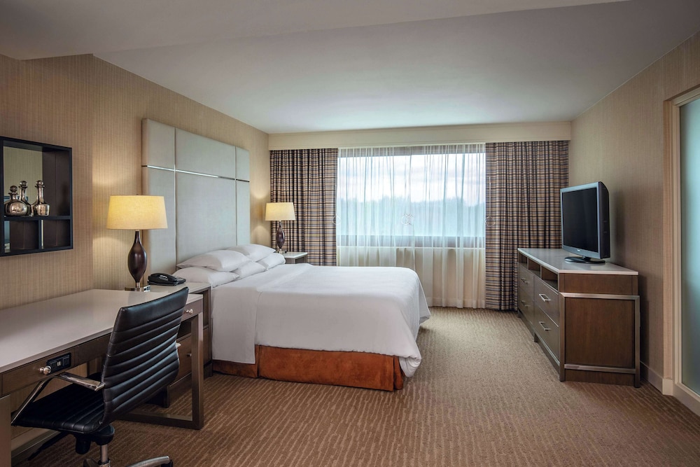 Embassy Suites by Hilton Boston Waltham - photo 25