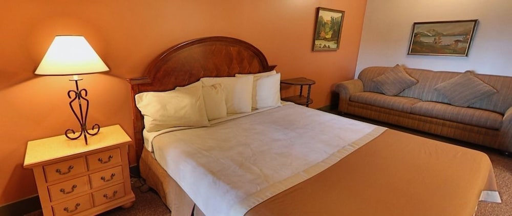 Outback Roadhouse Motel and Suites - photo 5