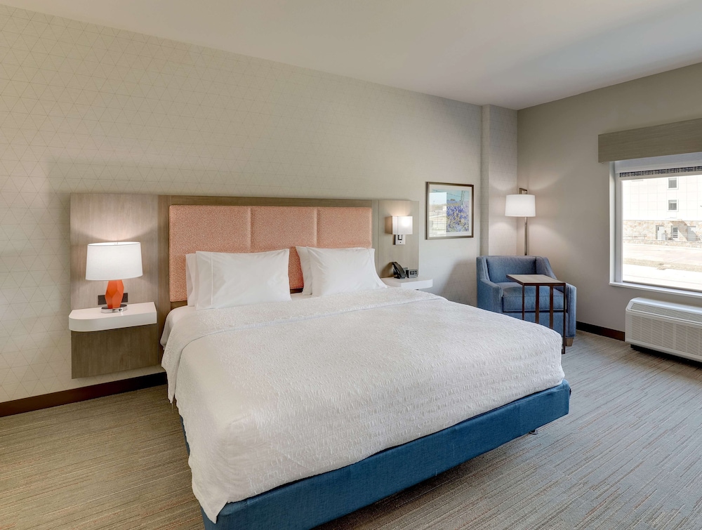 Hampton Inn & Suites Weatherford - photo 39