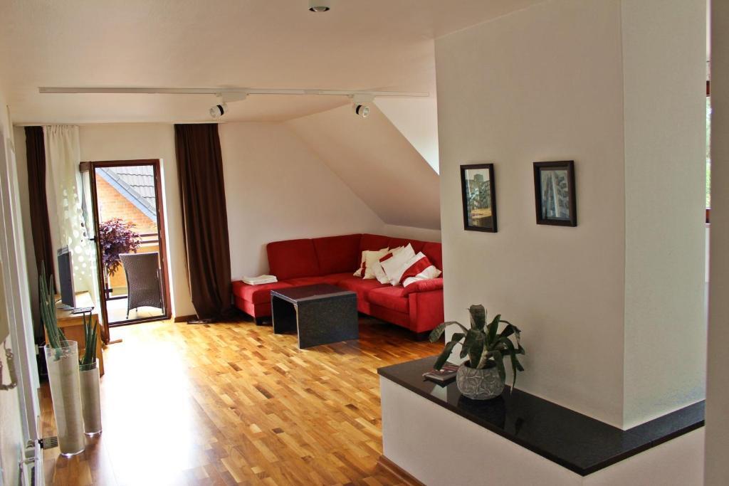 Bel Etage — 4-Star Luxury Hotel in Duesseldorf, Germany