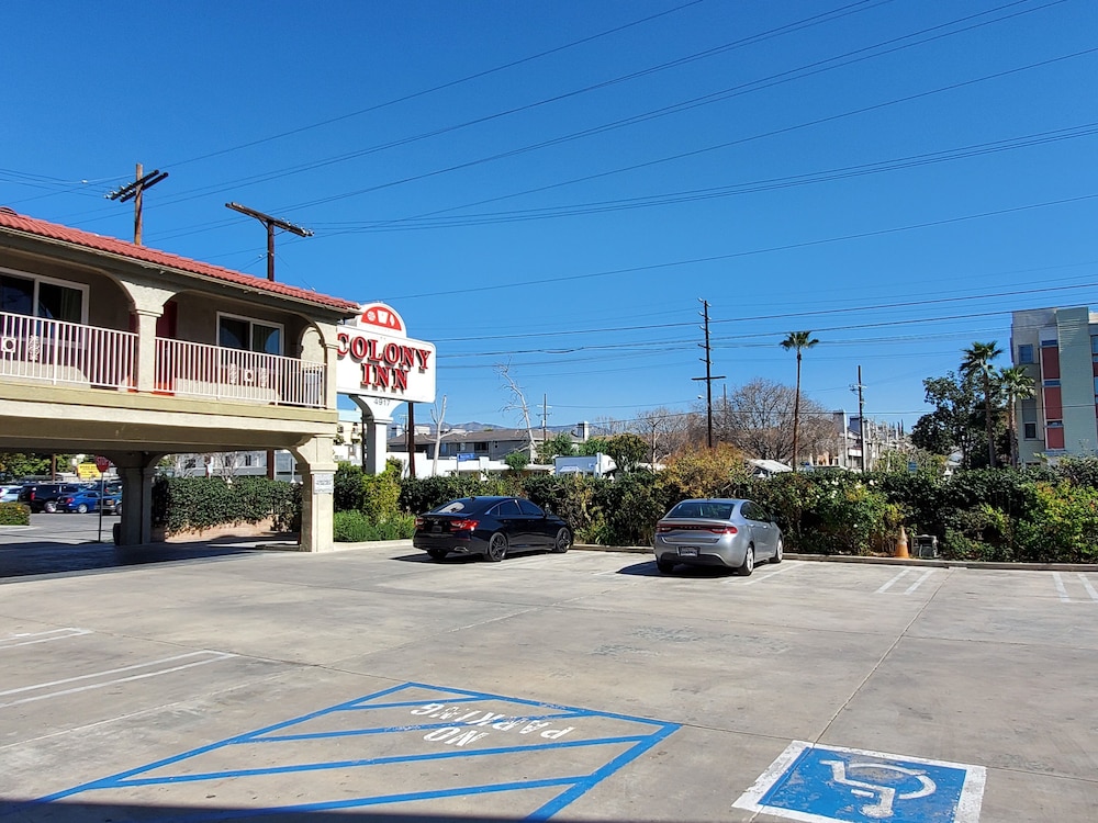 Colony Inn - photo 27