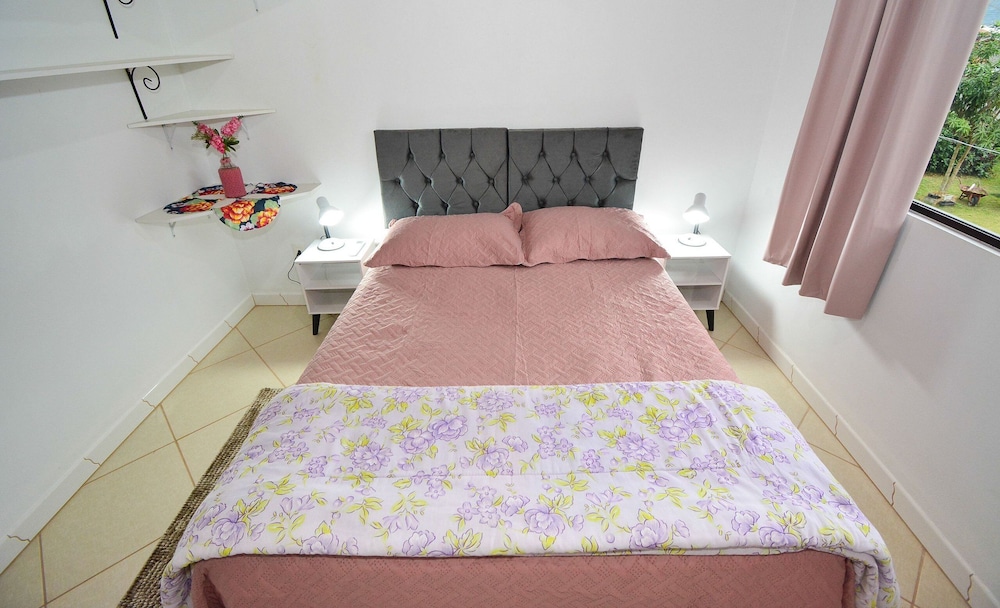 Residencial Maricota - last minute hotel in Florianopolis