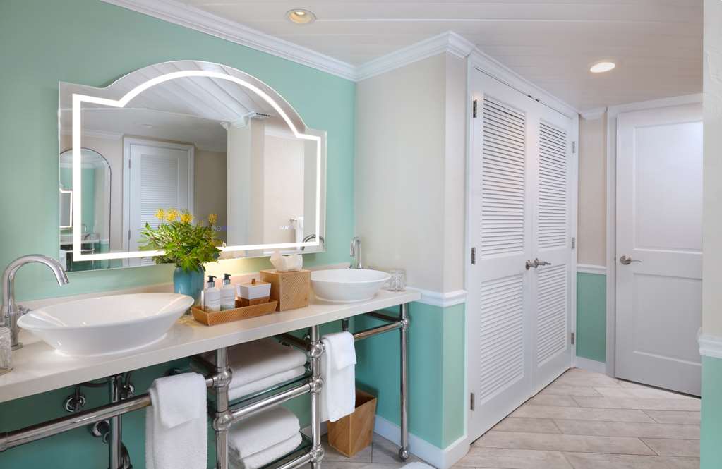 Ocean Key Resort A Noble House Resort - photo 85