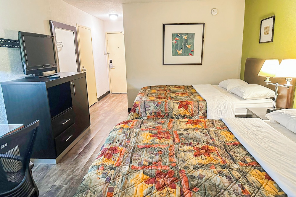 Jackson Hotel & Convention Center - photo 29