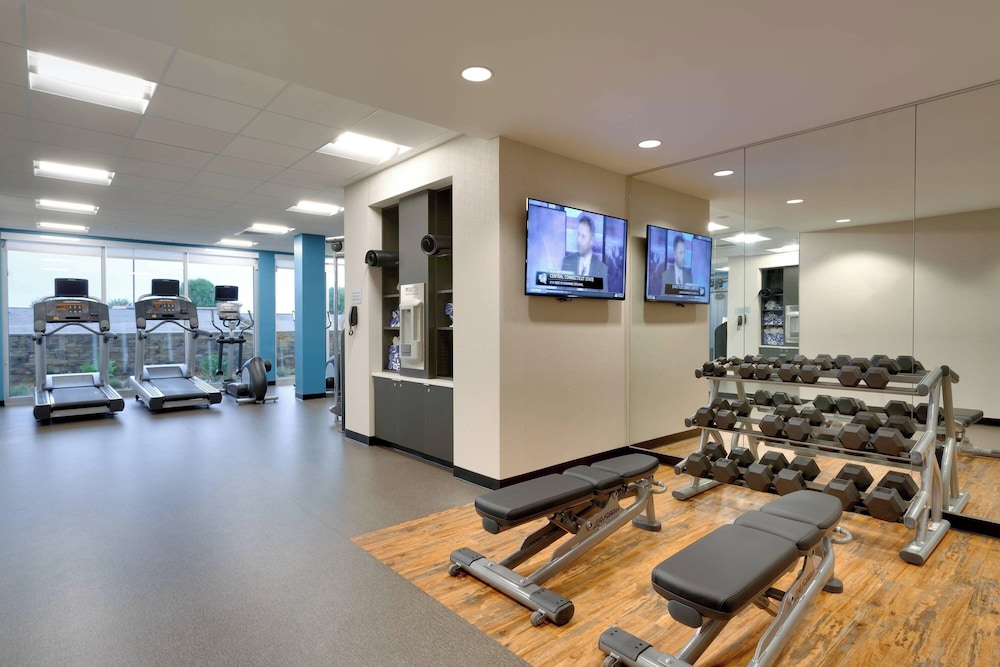 Fairfield Inn & Suites by Marriott Springfield North - photo 20