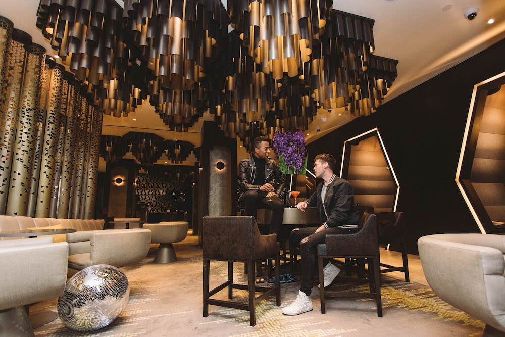 סלון / אזור ישיבה